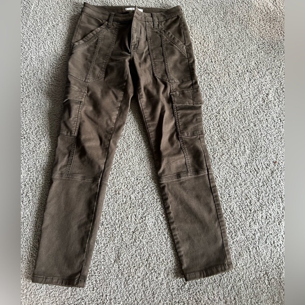 Joie cargo pants. Size 27. Green